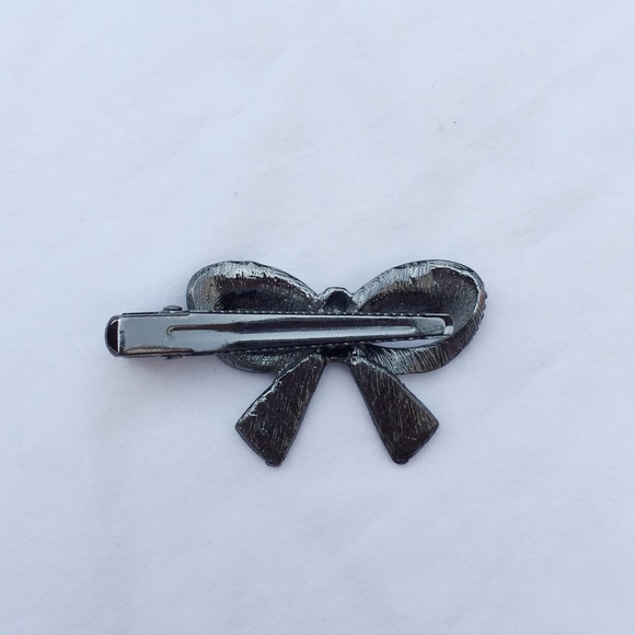 Forever 21 | Bow clip - Picture 2 of 3